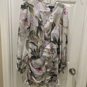 NWT Express floral print long sleeve dress